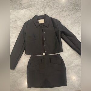 AMANDA UPRICHARD Black Cropped Jacket and Skirt Set